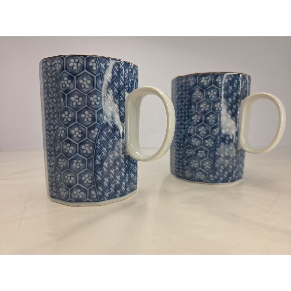 Pair of 2 Fitz & Floyd Inc Blue & White Geometric Pattern 12 Side Faceted Mugs